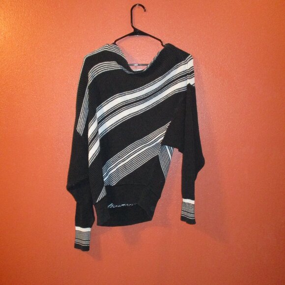 Free People Woman Small Petite Black White Striped Warm Long Sleeve Sweater - Picture 4 of 7